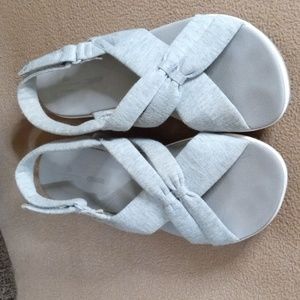 Cloudsteppers by Clarks 8M color grayish